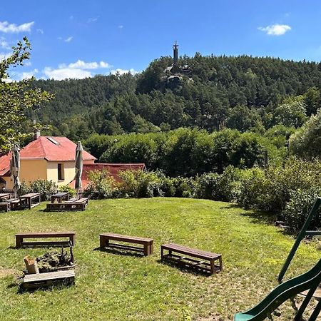 Chata Pod Hradem Sloup  Buitenkant foto
